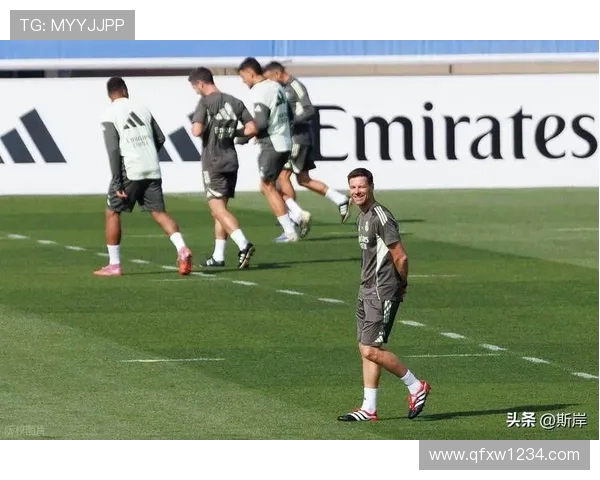 西甲焦点战奥卢瓦塞伊失良机楚阿梅尼造险皇马半场战平黄潜零比零